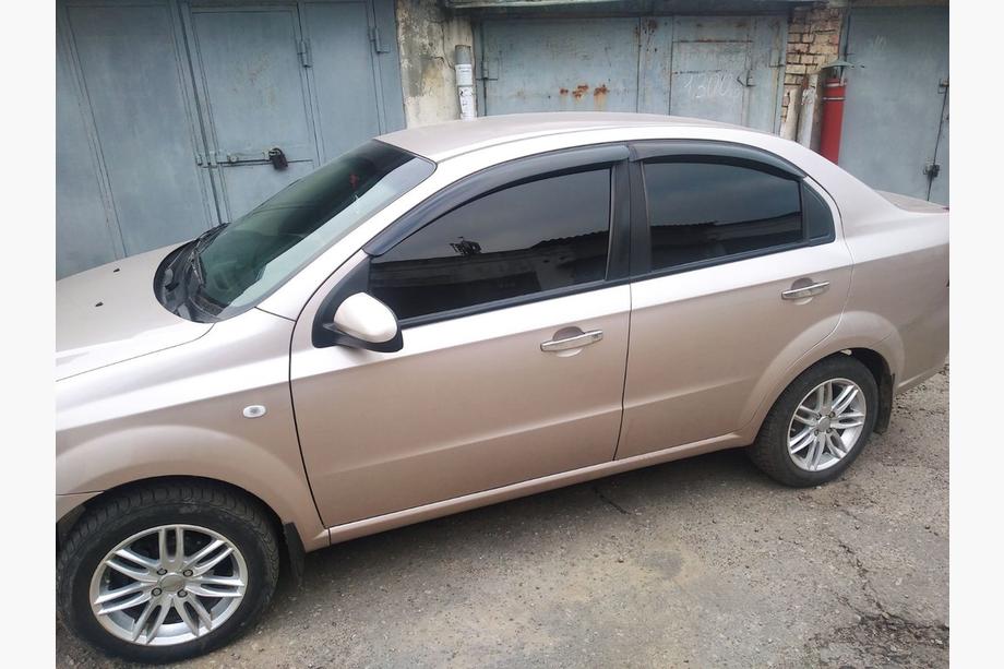 Chevrolet Aveo T250 2005–2011 Kromirane obloge kljuk vrat (4 kosi) Fotografija 3
