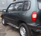 Chevrolet Niva 1998–2020 Stranske stopnice Premium (2 kos, nerjavno jeklo) fotografija 3