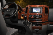 Mercedes Sprinter W906 2006–2018 Dekorativne obloge armaturne plošče (Meric, 50 delov) Karbon fotografija 2