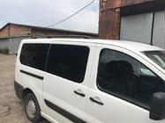 Citroen Jumpy 2007–2017 Črne strešne vzdolžne letve fotografija 2