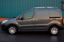 Citroen C-4 2004–2010 Kromirane obloge kljuk vrat (4 kosi, nerjavno jeklo) Carmos - turško nerjaveče jeklo fotografija 3