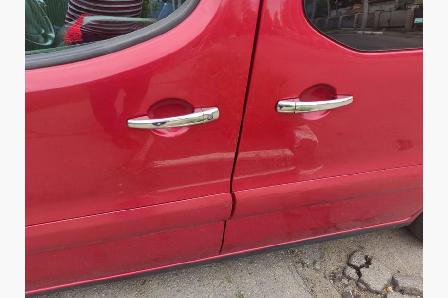 Citroen C-4 2004–2010 Kromirane obloge kljuk vrat (4 kosi, nerjavno jeklo) Fotografija 6