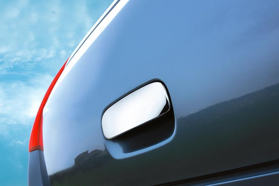 Citroen C-4 2004–2010 Nerjaveča obloga ročaja pokrova prtljažnika Fotografija 1