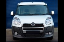 Fiat Doblo II 2010–2022 Okrasne obloge maske hladilnika (2010-2015, KOMPLETNA, nerjavno jeklo) fotografija 2