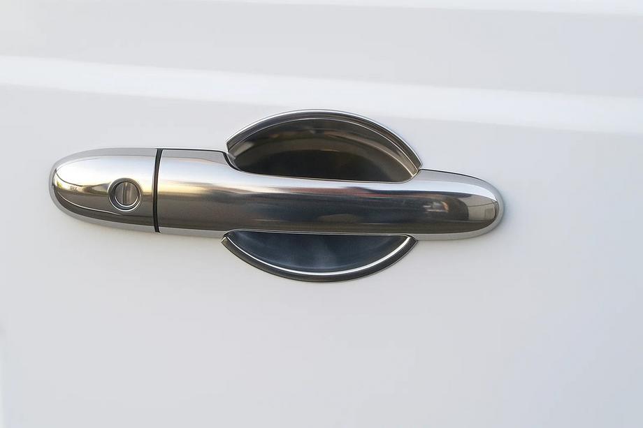 Mercedes Viano 2004–2014 Obloge pod vratnimi kljukami (nerjavno jeklo) Image