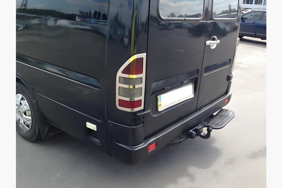 Mercedes Sprinter W901/902/903/904/905 1995–2006 Nerjavni okrasni pokrovi zavornih luči (2 kosa) OmsaLine - italijansko nerjavno jeklo Image