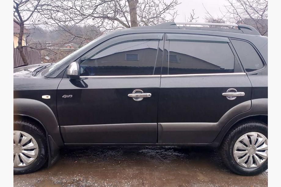 Hyundai Tucson JM 2004– Okrasna obroba stekel (4 kosi, nerjavno jeklo) Image