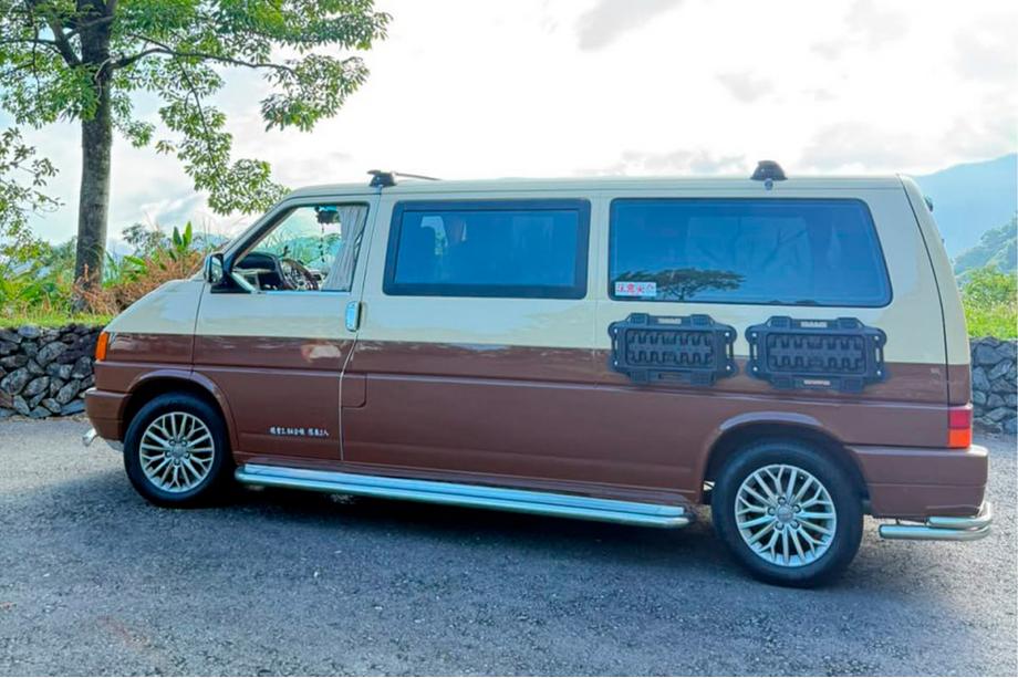 Volkswagen T4 Transporter 1990–2003 Pokrovi vratnih kljuk (7 kosov, jeklo) OmsaLine - italijansko nerjavno jeklo Fotografija 6