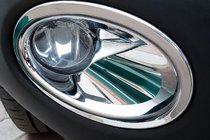 Nissan Qashqai 2010–2014 Okvirja meglenk z ugreznitvijo (2 kos, plastika) fotografija 4