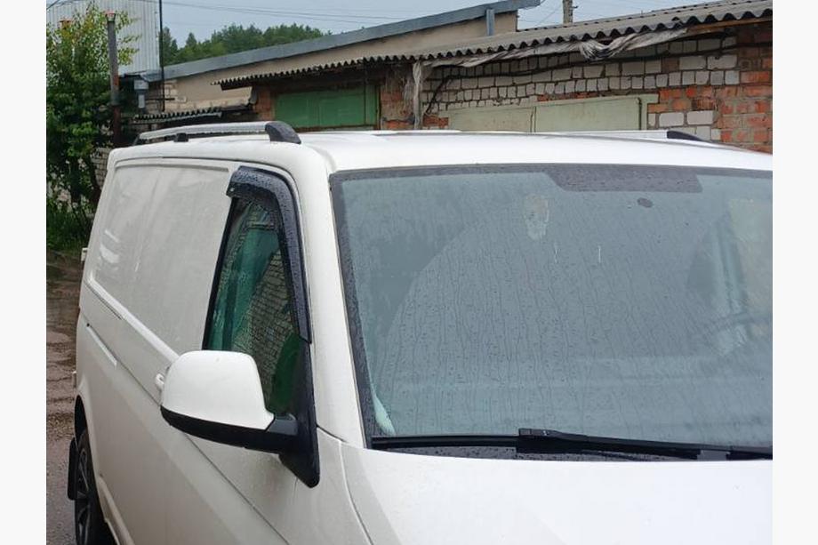 Volkswagen T5 Multivan 2003–2010 Kromirane strešne sani Dolga medosna razdalja, kovinske noge Fotografija 4