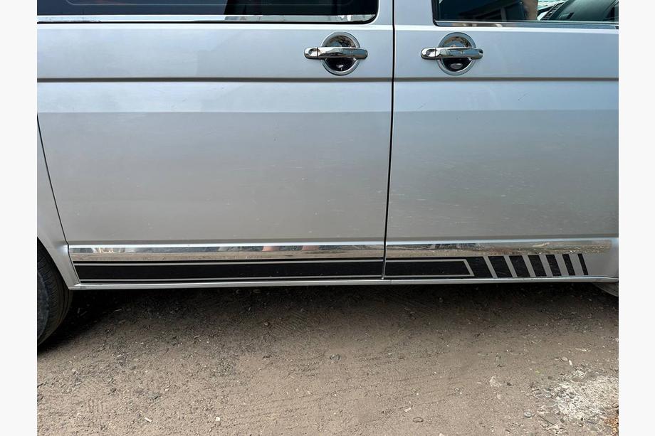 Volkswagen T5 Caravelle 2004–2010 Letve za vrata (inox, krom) 1 vrata, kratka, OmsaLine – italijansko nerjavno jeklo Fotografija 11