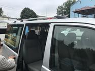 Volkswagen T5 Caravelle 2004–2010 Kromirane strešne sani Dolga medosna razdalja, kovinske noge fotografija 2