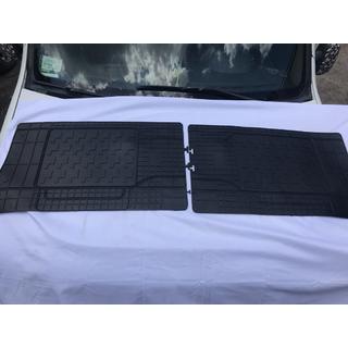 Zadnje gumijaste preproge za avto (2 kosa, Stingray) fotografija 2