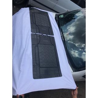Zadnje gumijaste preproge za avto (2 kosa, Stingray) fotografija 3