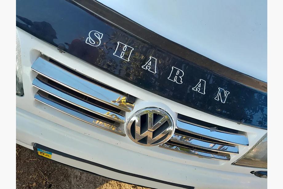 Volkswagen Sharan 1995–2010 Okrasne letvice za masko (nerjavno jeklo) Letnik 2000-2008, 8 letvic Image