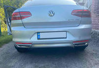 Volkswagen Passat B8 2015–2023 Okrasni nastavki – imitacija izpuha SD/SW (2015-2018, 2 kos, nerjavno jeklo) Carmos - turško nerjaveče jeklo fotografija 2