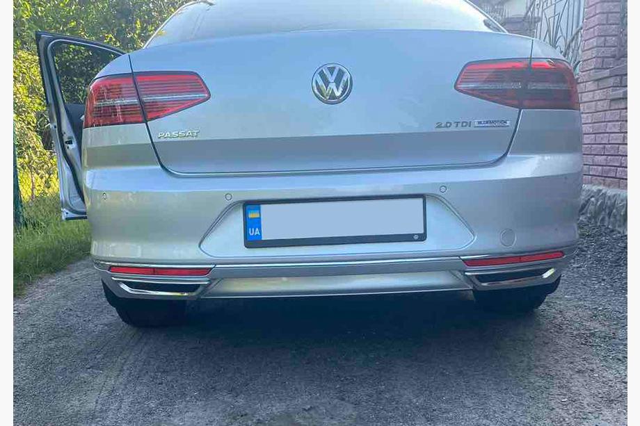 Volkswagen Passat B8 2015–2023 Okrasni nastavki – imitacija izpuha SD/SW (2015-2018, 2 kos, nerjavno jeklo) Fotografija 2