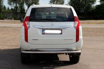 Mitsubishi Pajero Sport 2015– Zadnji zaščitni lok AK005 (nerjaveče jeklo) fotografija 2