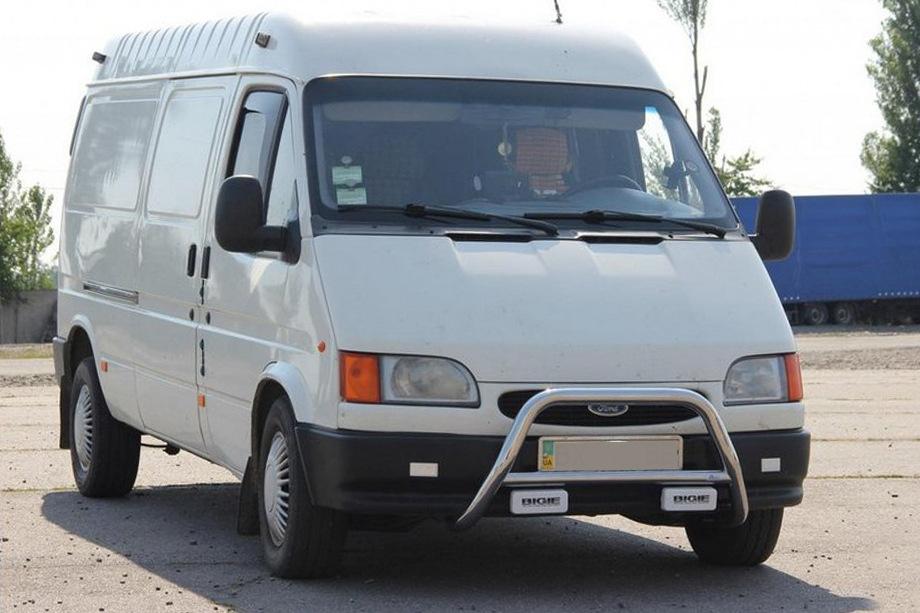 Ford Transit 1991–2000 Sprednji zaščitni lok (bull bar) WT006 (nerjaveče jeklo) Image