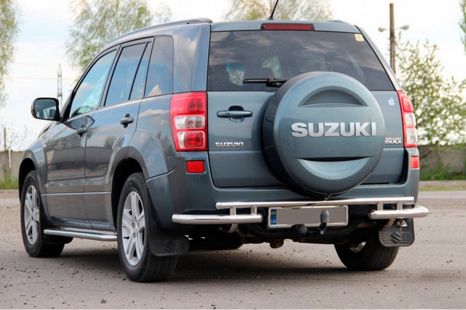 Suzuki Grand Vitara 2005–2017 Zadnji zaščitni lok AK005-3 (nerjaveče jeklo) Fotografija 1