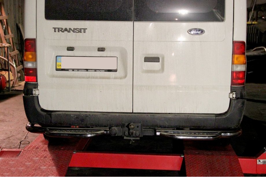 Ford Transit 2000–2014 Zadnja zaščitna stopnica AK-Special (nerj.) Image
