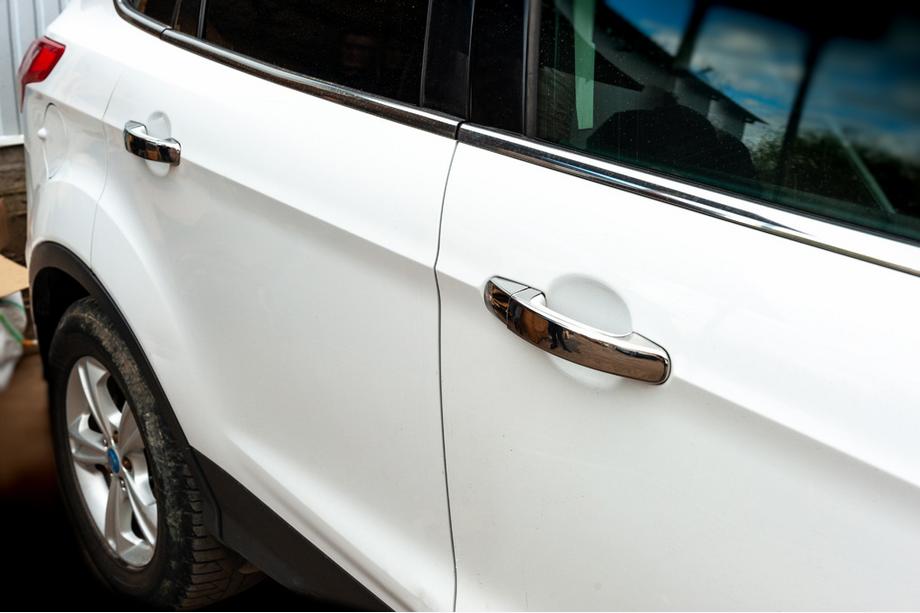 Ford Kuga/Escape 2013–2019 Kromirane obloge kljuk vrat (4 kosi, nerjavno jeklo) Brez čipa, OmsaLine – italijansko nerjavno jeklo Image