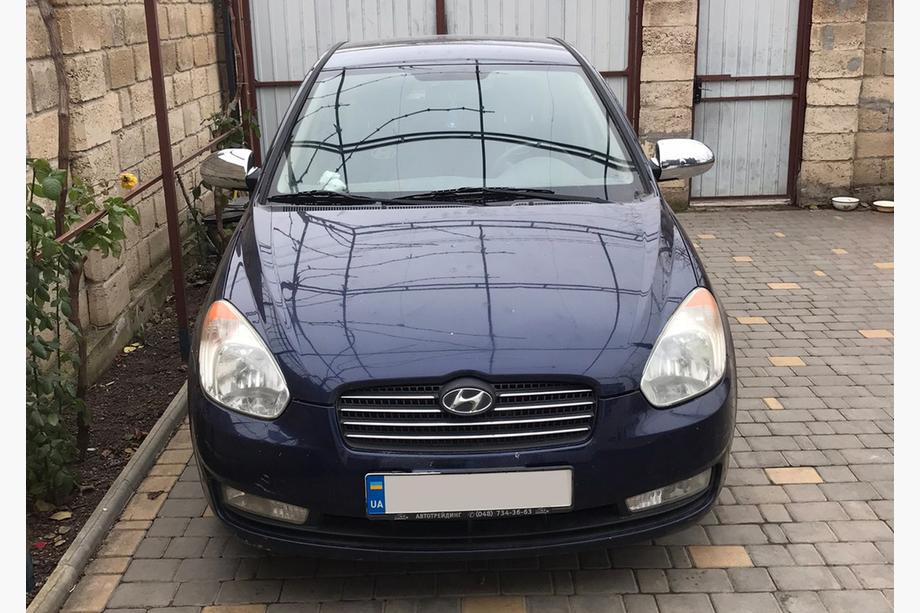 Hyundai Accent 2006–2010 Kromirani pokrovi ogledal (2 kosa, plastika) Fotografija 3