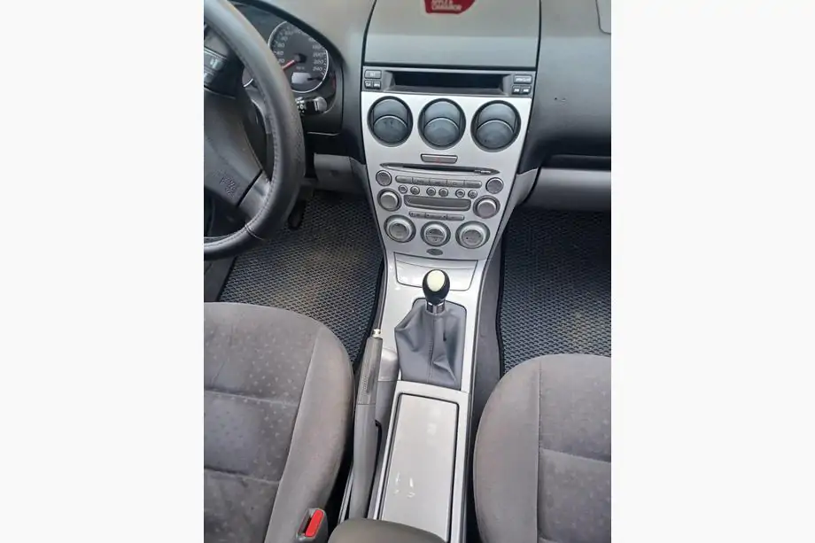 Mazda 6 2003–2008 Obloge armaturne plošče Fotografija 5
