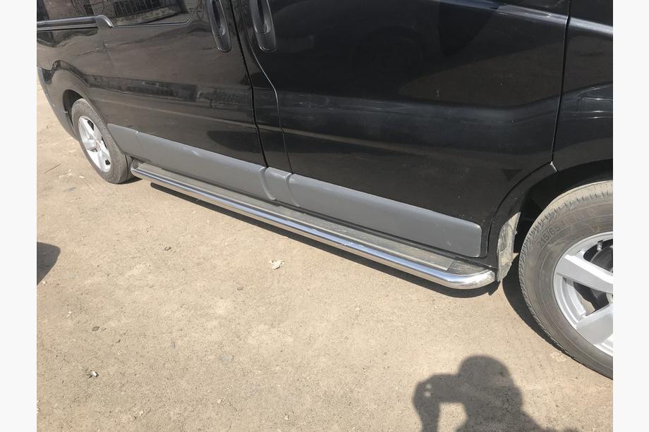 Opel Vivaro 2001–2015 Stranske stopnice Premium (2 kos, nerjavno jeklo) 60 mm, dolga medosna razdalja Fotografija 3