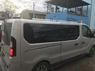 Opel Vivaro 2015–2019 Kromirane strešne sani Kratka, plastične nogice fotografija 5
