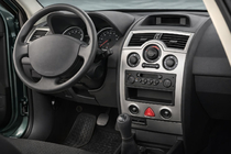 Renault Megane II 2004–2009 Okrasne obloge armaturne plošče, komplet 6 kosov (Meric, Turčija) fotografija 1