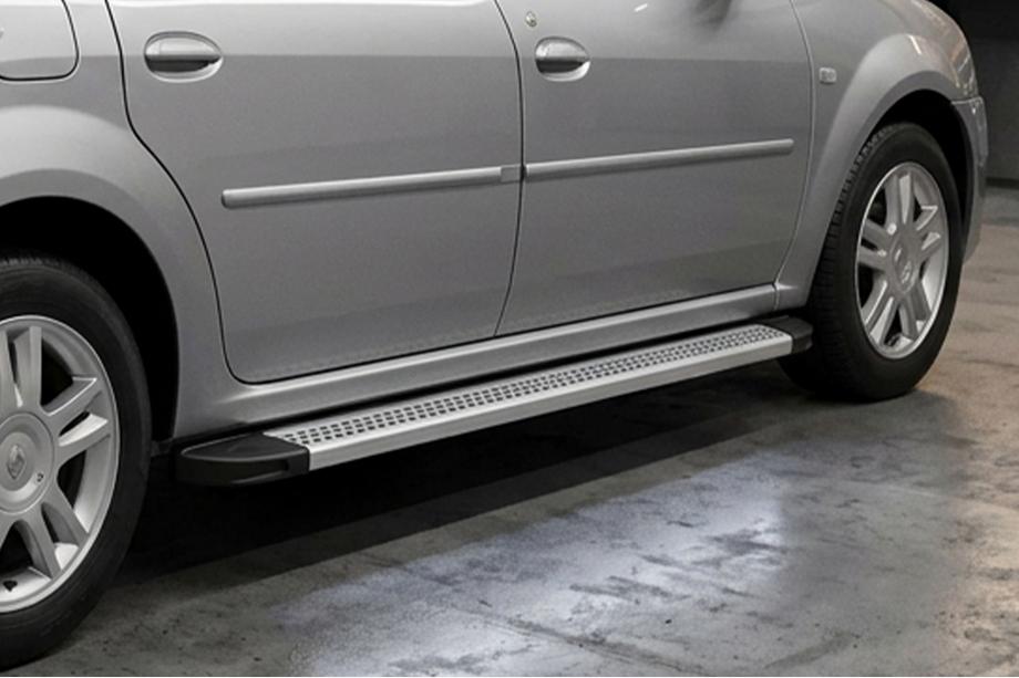 Dacia Logan MCV 2004–2014 Bočne stopnice Maya V2 (2 kosa, aluminij) Image