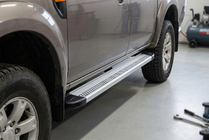 Ford Ranger 2007–2011 Bočne stopnice Maya V2 (2 kosa, aluminij) fotografija 1