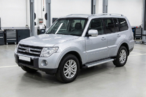 Mitsubishi Pajero Wagon IV 2006–2021 Bočne stopnice Maya V2 (2 kosa, aluminij) fotografija 1