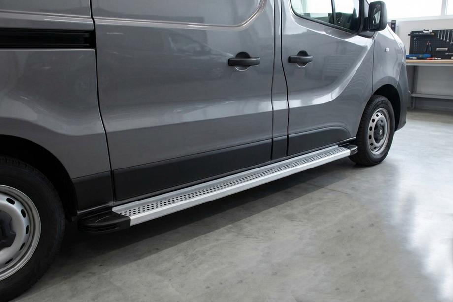 Renault Trafic 2001–2015 Bočne stopnice Maya V2 (2 kosa, aluminij) Image