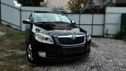 Skoda Fabia 2007–2014 Nerjaveči pokrovi ogledal Carmos (2 kos) fotografija 4