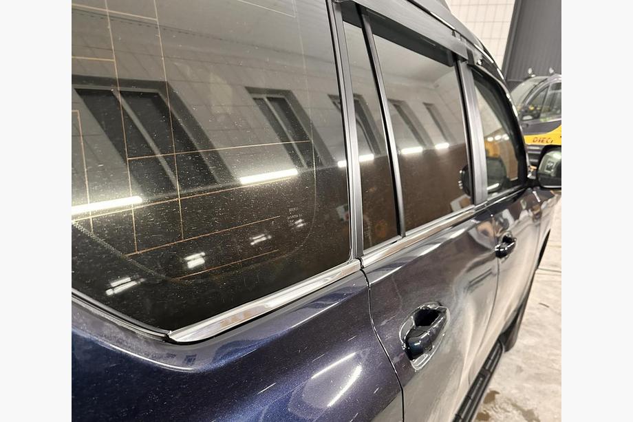 Toyota Land Cruiser Prado 150 2009–2023 Okenske obrobe (6 kos, nerjavno jeklo) Image