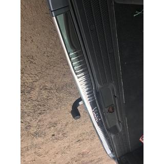 Okrasna zaščita zadnjega odbijača z zavihkom (Omsa, nerjavno jeklo) fotografija 3