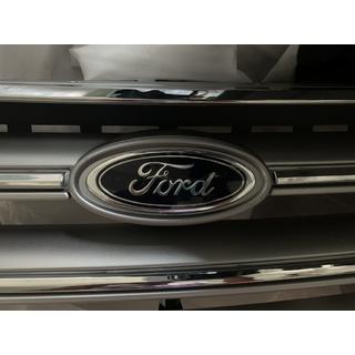 Samolepilni emblem Ford fotografija 2