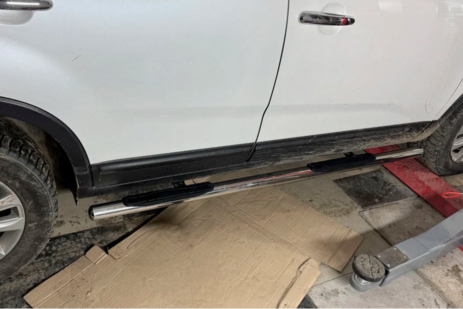 Kia Sorento II XM 2009–2014 Bočne zaščitne cevi (2 kos, nerjavno jeklo) Image