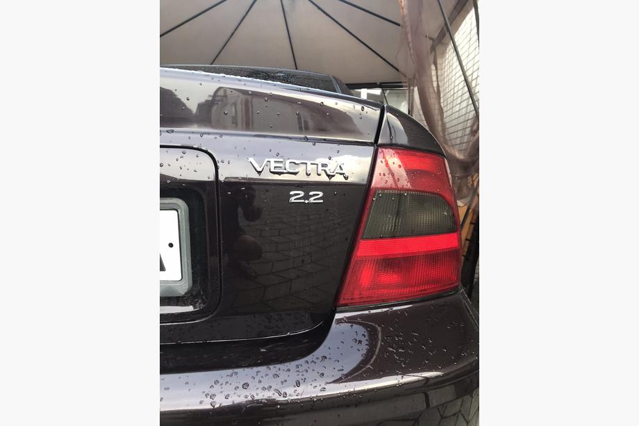 Opel Vectra B 1995–2002 Napis Vectra (Turčija) Image