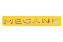 Renault Megane III 2009–2016 Napis Megane 908897337R (270 mm x 25 mm) fotografija 3