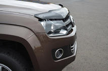 Volkswagen Amarok 2010–2022 Deflektor pokrova motorja (EuroCap) fotografija 25