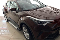 Toyota C-HR 2016–2023 Stranske stopnice Allmond Grey (2 kos, aluminij) fotografija 1