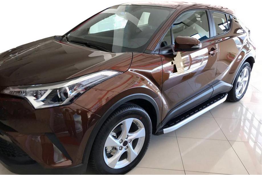 Toyota C-HR 2016–2023 Stranske stopnice Fullmond (2 kos, aluminij) Image