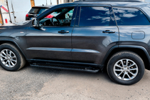 Jeep Grand Cherokee WK2 2010–2021 Bočne stopnice Allmond Black (2 kos, aluminij) fotografija 3