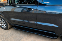 Jeep Grand Cherokee WK2 2010–2021 Bočne stopnice Allmond Black (2 kos, aluminij) fotografija 2