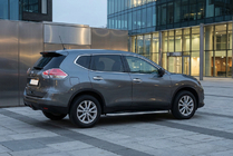 Nissan X-trail T32/Rogue 2014–2021 Stranske stopnice Maydos V1 (2 kosa, aluminij / nerjavno jeklo) fotografija 1
