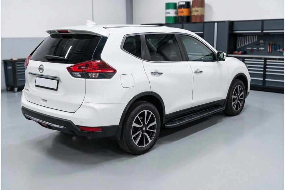 Nissan X-trail T32/Rogue 2014–2021 Stranske stopnice Bosphorus Black (2 kosa, aluminij) Image