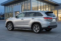 Toyota Highlander 2013–2019 Stranske stopnice Tayga Grey (2 kos, aluminij) fotografija 1